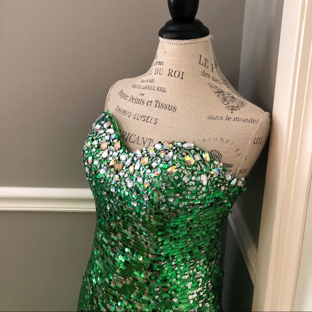 NEW TONY BOWLS LIMITED SZ 8 GREEN SEQUIN TULLE MERMAID FORMAL EVENING GOWN - Picture 4 of 14
